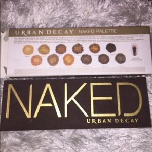 Naked makeup palette